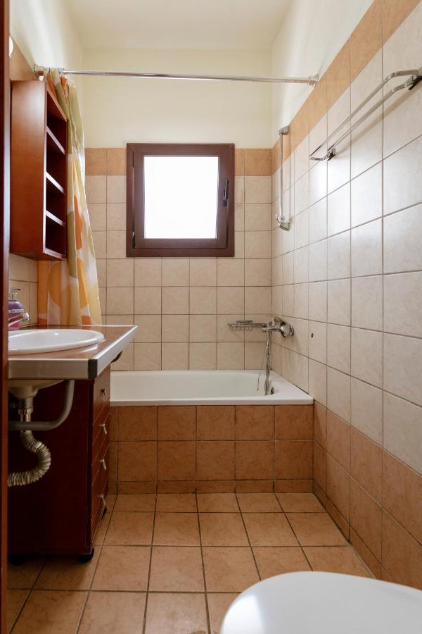 Mediterranean Beach Hotel Skala Rachoni  外观 照片