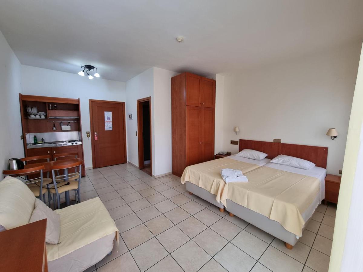 Mediterranean Beach Hotel Skala Rachoni  外观 照片