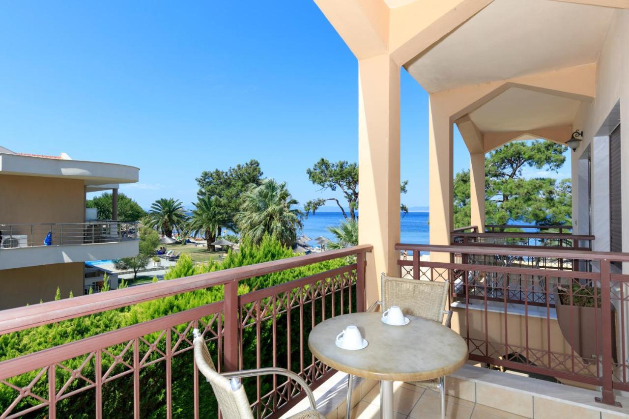 Mediterranean Beach Hotel Skala Rachoni  外观 照片