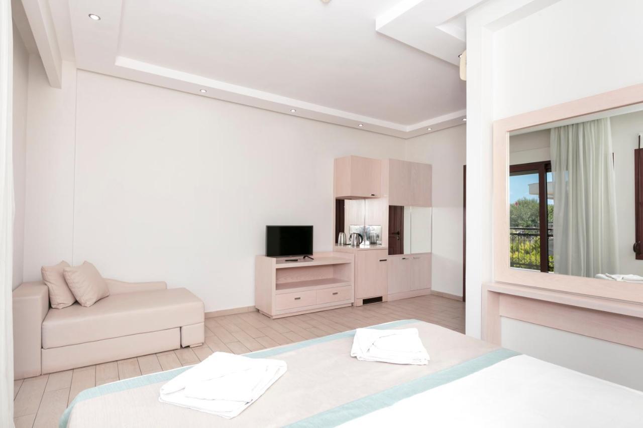 Mediterranean Beach Hotel Skala Rachoni  外观 照片