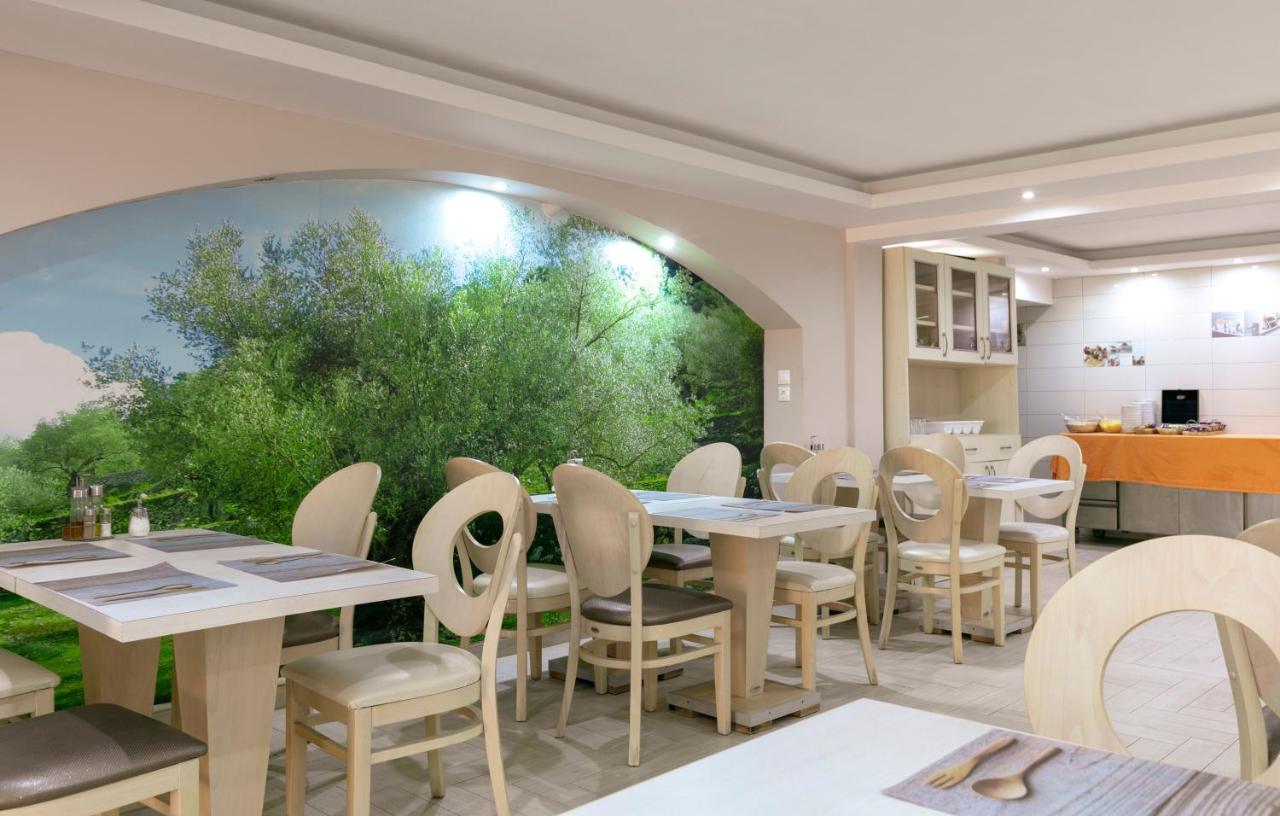 Mediterranean Beach Hotel Skala Rachoni  外观 照片