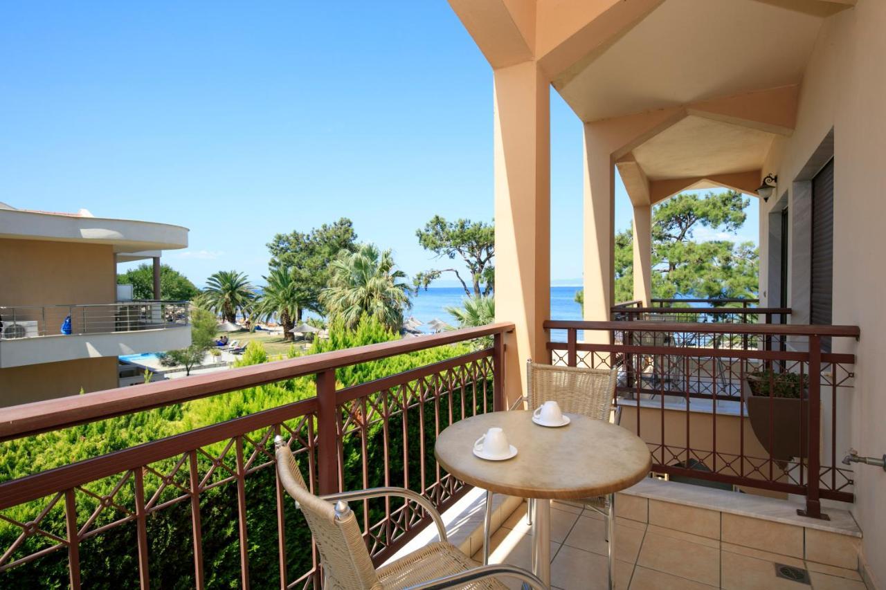 Mediterranean Beach Hotel Skala Rachoni  外观 照片