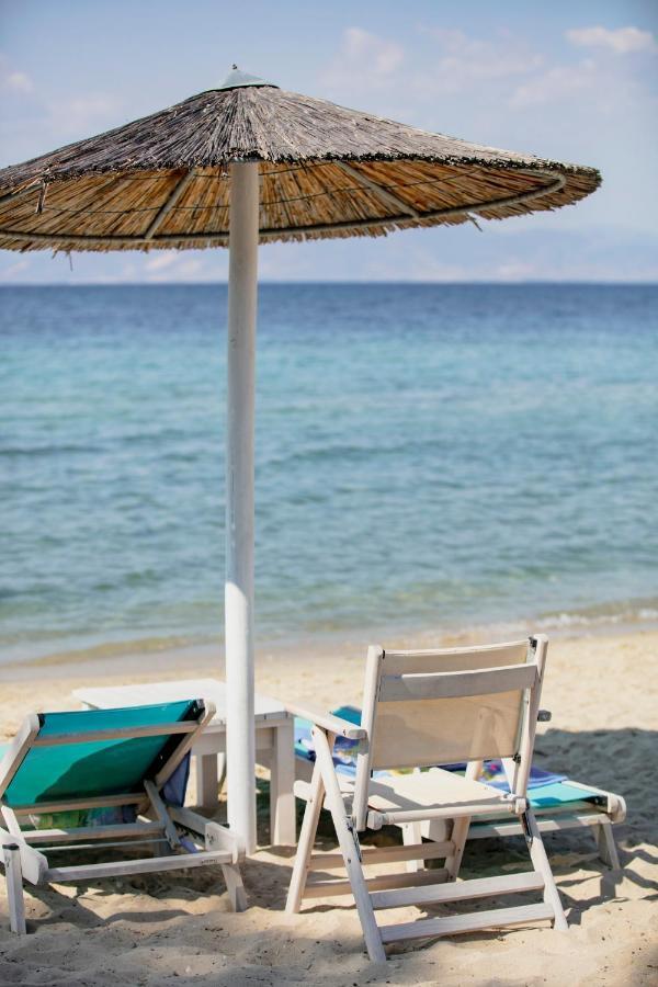 Mediterranean Beach Hotel Skala Rachoni  外观 照片